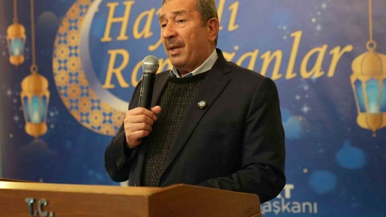 Darende Belediye Başkanı Bozkurt, personelle iftarda bir araya geldi