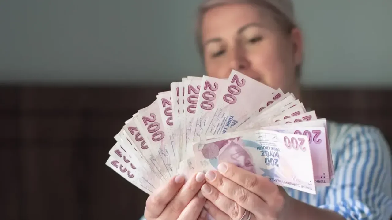 Emeklilerin en çok şikayet ettiği konuya el atılıyor! Sil baştan değişecek