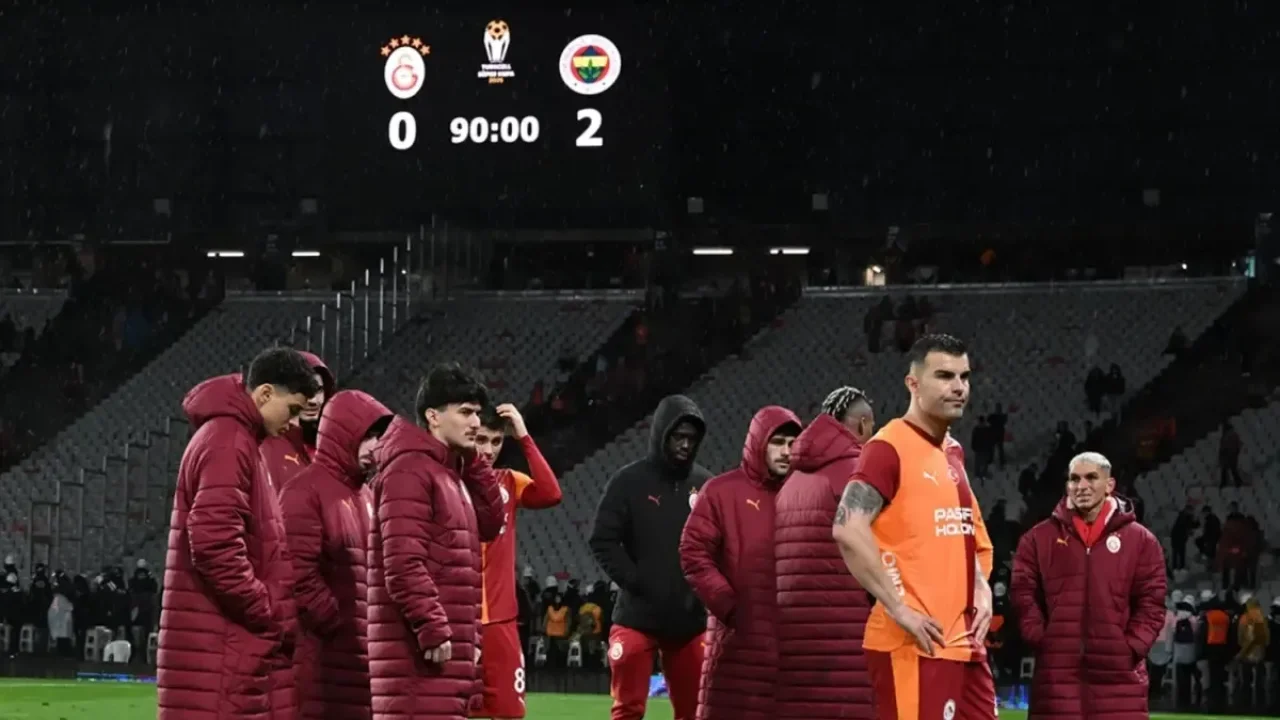 Galatasaray'dan Fenerbahçe'ye 100 milyon euroluk tarihi fark