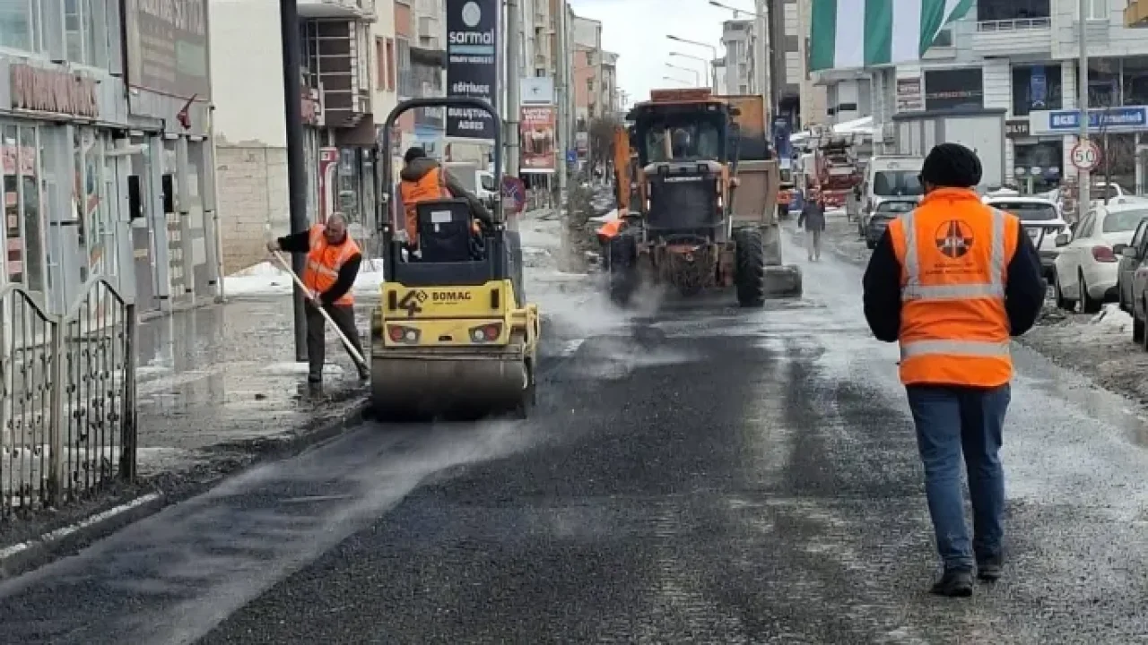 Karayolları Kars’ta Sahada, Ardahan’da Neden Yok?