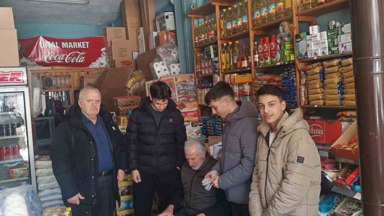 Prof. Dr. Necmeddin Erbakan Fen Lisesi öğrencilerinden örnek davranış