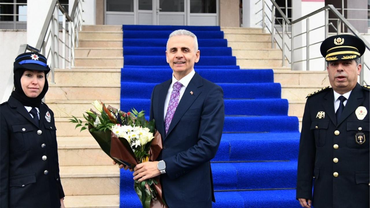 Vali Çiçekli’den Emniyet’e ziyaret