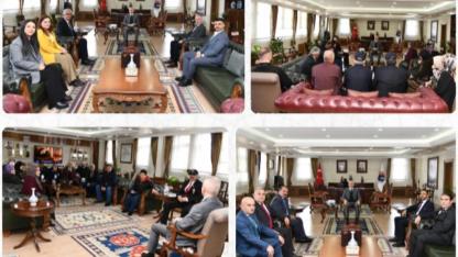 Vali Çiçekli'ye hayırlı olsun ziyaretleri sürüyor