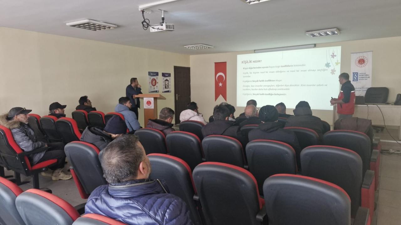 Yükümlülere “Kendini Bilmek” eğitimi