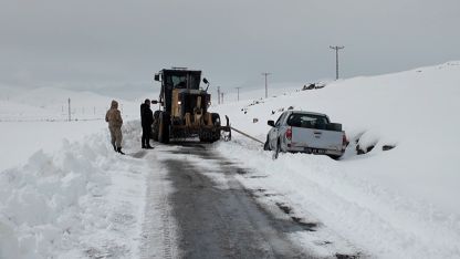 Iğdır’da kapalı 5 köy yolunda çalışmalar devam ediyor