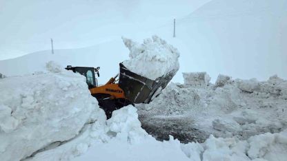 Kar esareti bitiyor: Bahçesaray yolu 3 ay sonra yeniden açılıyor