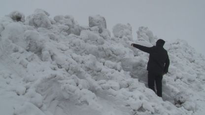 Kars’ta Mart sonunda kış geri döndü: Boğatepe Geçidi ve köyler kar altında