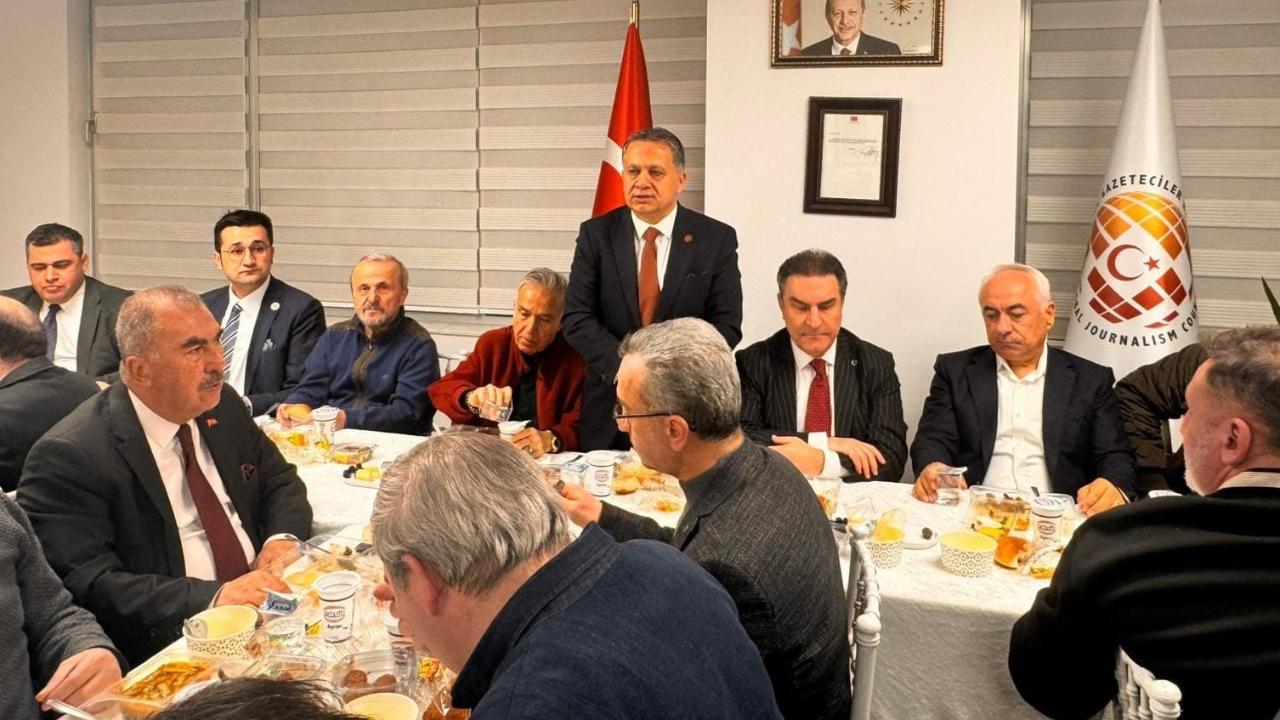 Ankara’da KGK iftarında savaş konuşuldu