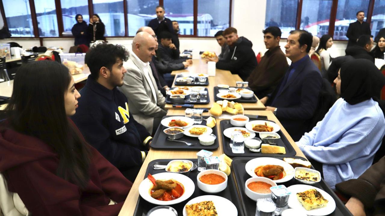 Ardahan Üniversitesi’nde iftar buluşması