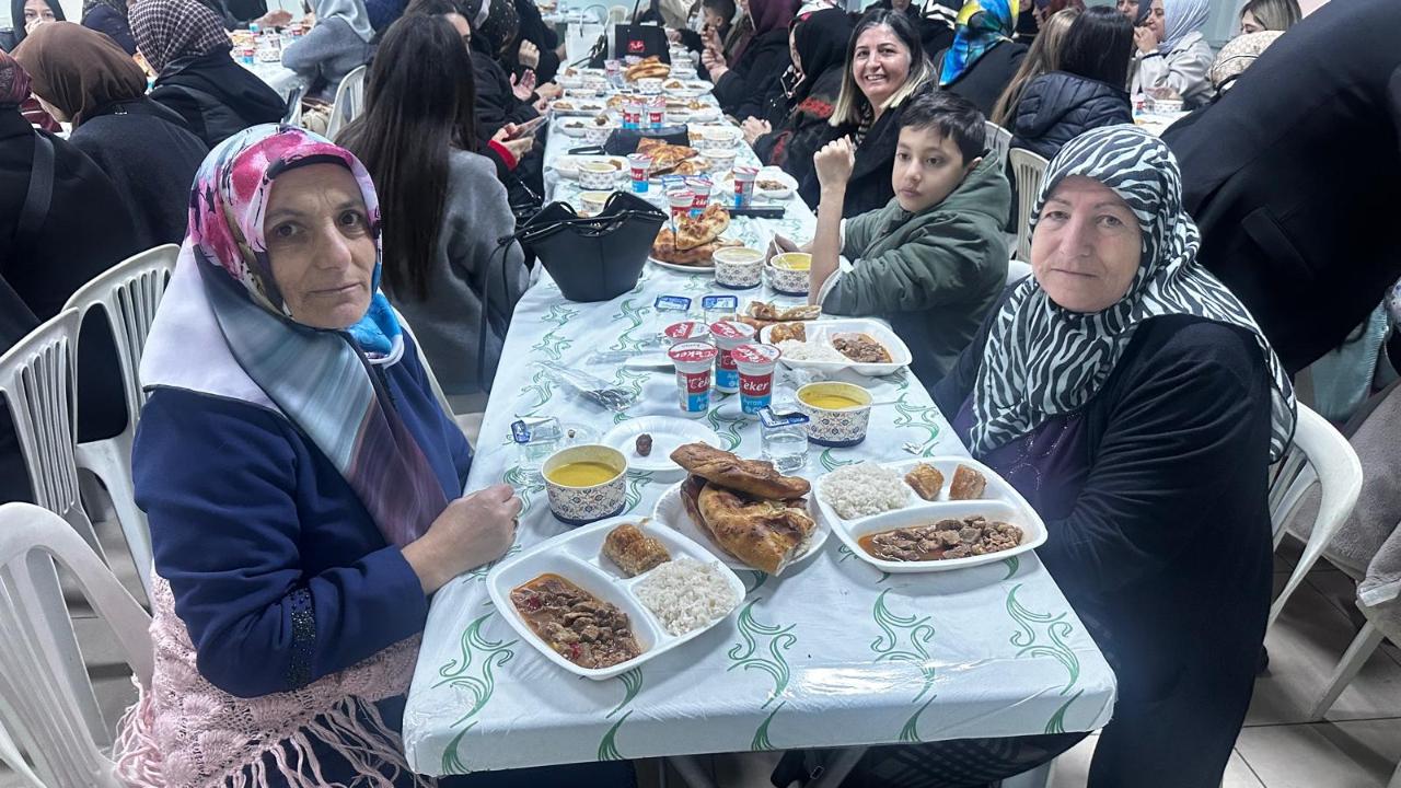 Binbaşaklılar Pendik’te İftar sofrasında buluştu