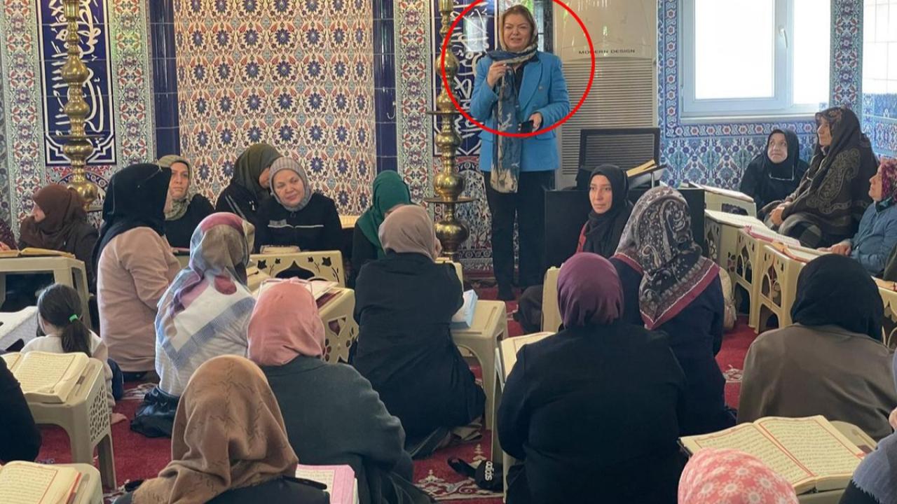 Camide siyaset tartışması: Eleştirilerin hedefi bu kez muhalefet