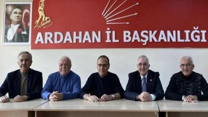 CHP’li eski vekiller Ardahan’da tatil yaptı