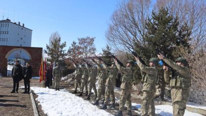 Çıldır’da şehitler dualarla anıldı
