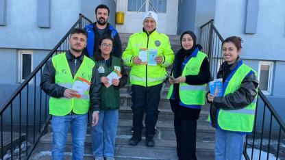 Çıldır’da Yeşilay için sahaya çıkıldı