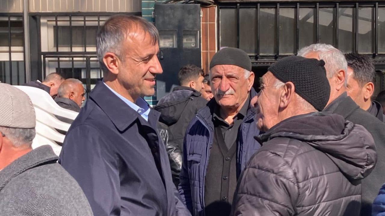 Dernekler Eren Küpeli’nin yanında