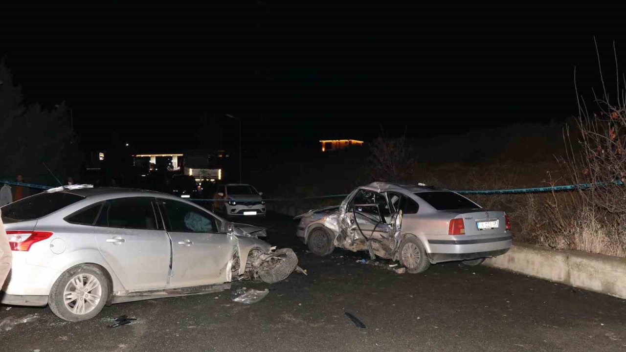 Erzurum’un Oltu ilçesinde kaza: 1’i ağır 5 yaralı