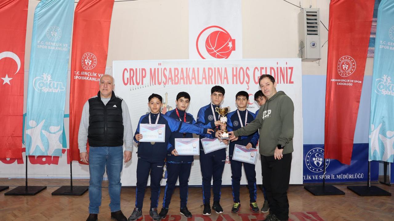 Genç raketler Ardahan’da finale uzandı