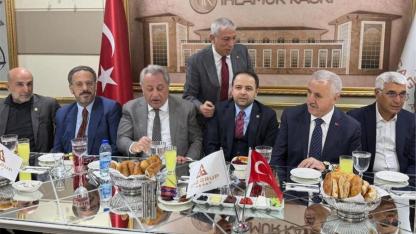 İftar programı Kars-Ardahan zirvesine dönüştü