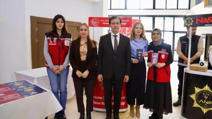 Kadınların kariyer yolculuğu Ardahan’da konuşuldu