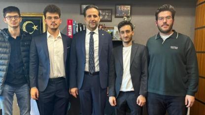 Milletvekili İncesu Mecliste Ardahanlı gençlerle buluştu