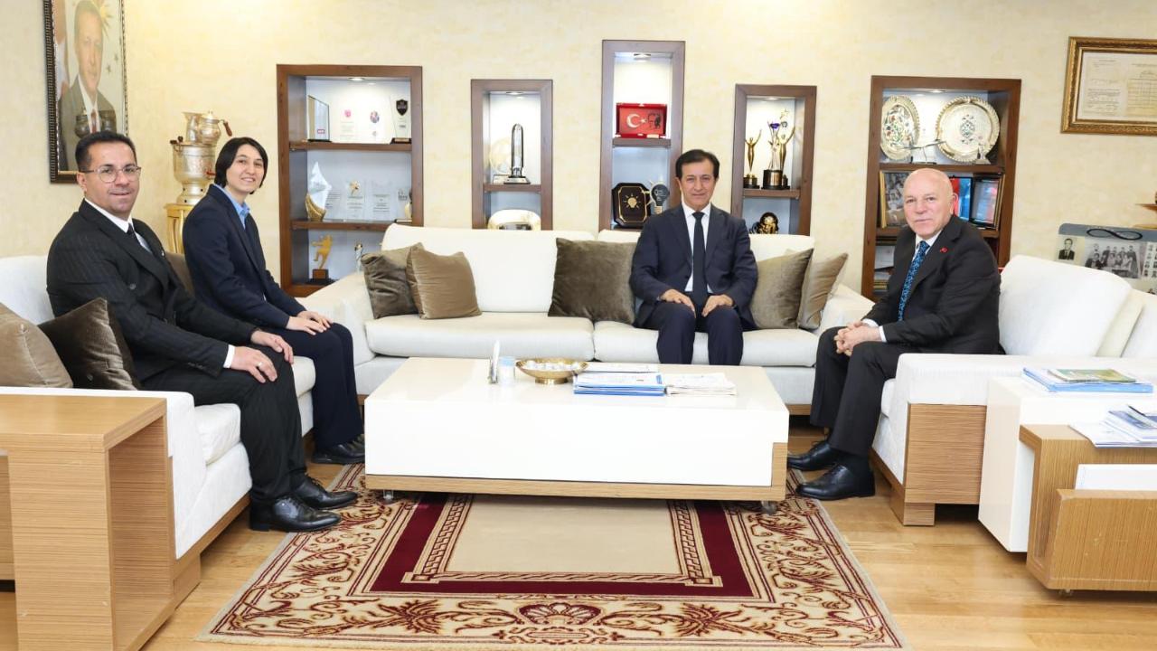 Ardahan Üniversitesi’nden Erzurum çıkarması