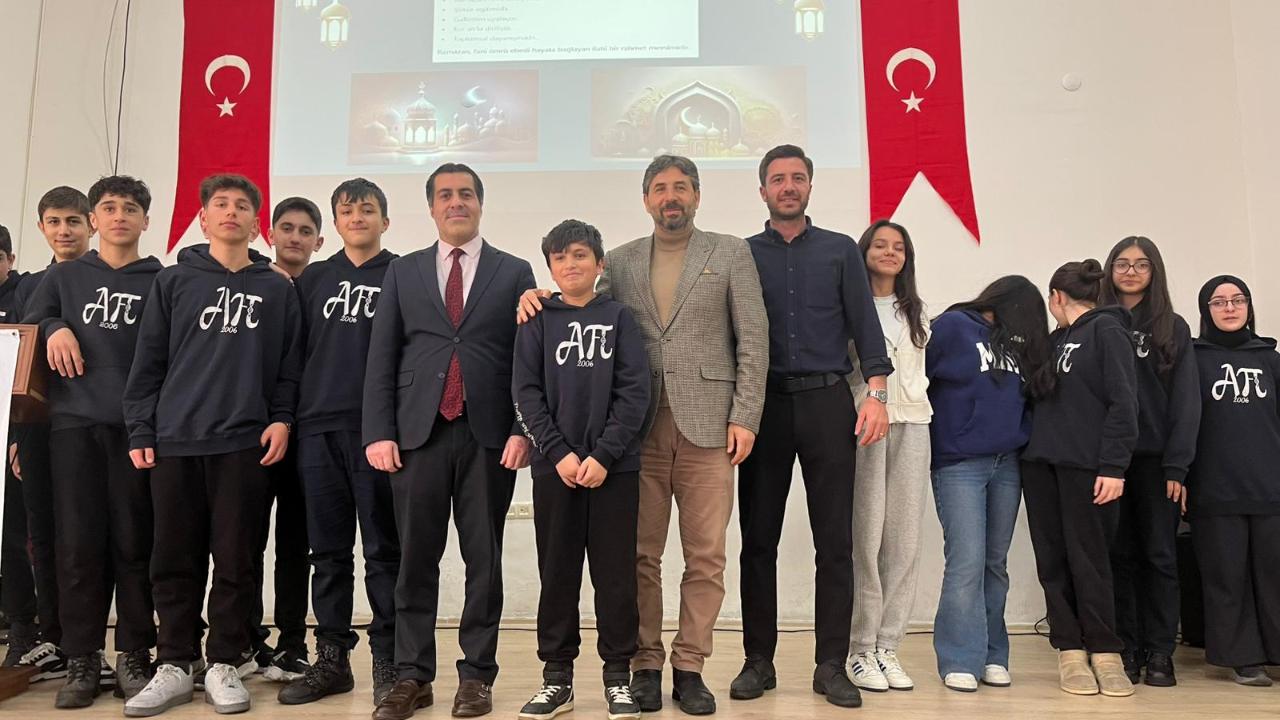 Üniversiteden Ramazan’a Özel Konferans