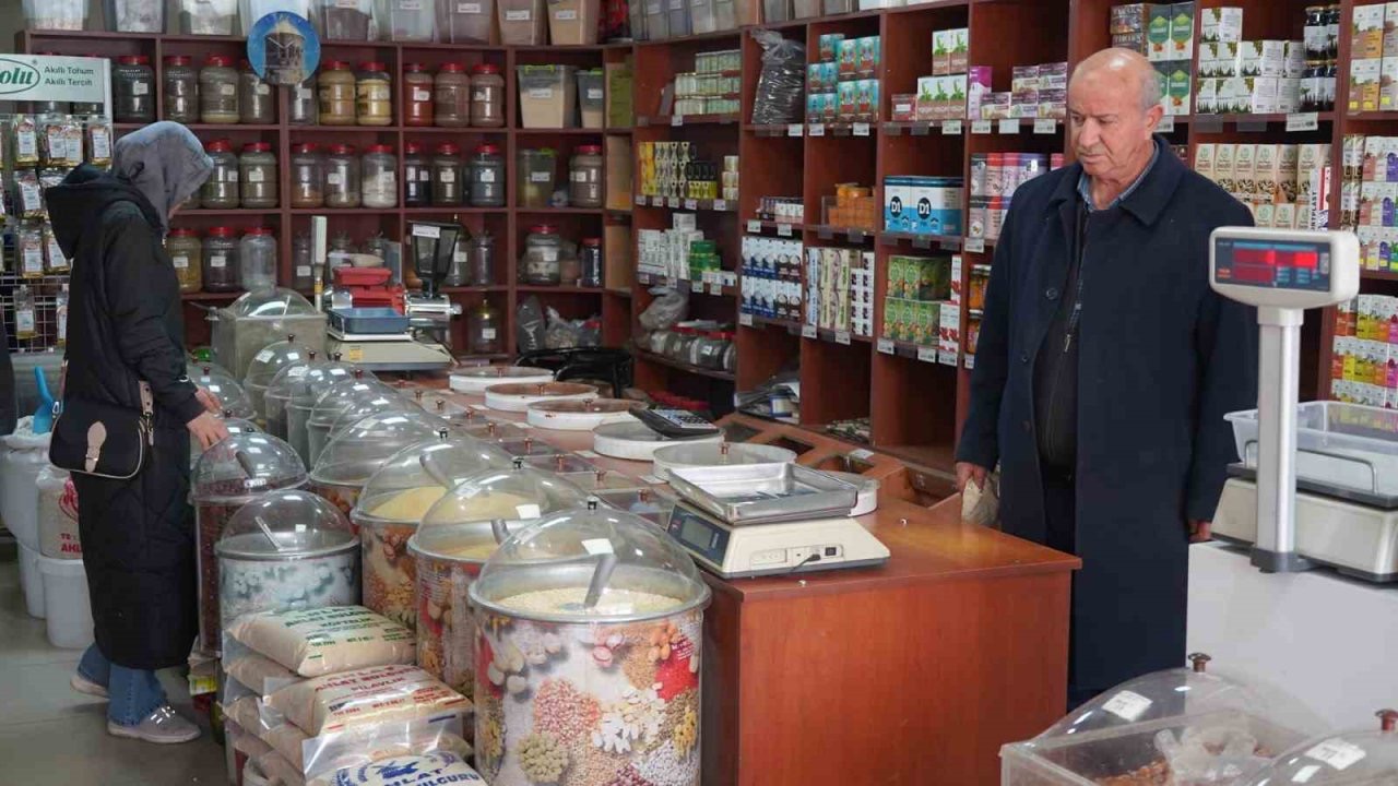 Van’da bahar geçişi aktarlara ilgiyi artırdı