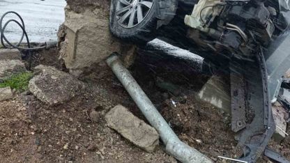 Patnos’ta yağışlı hava kazayı beraberinde getirdi:2 yaralı