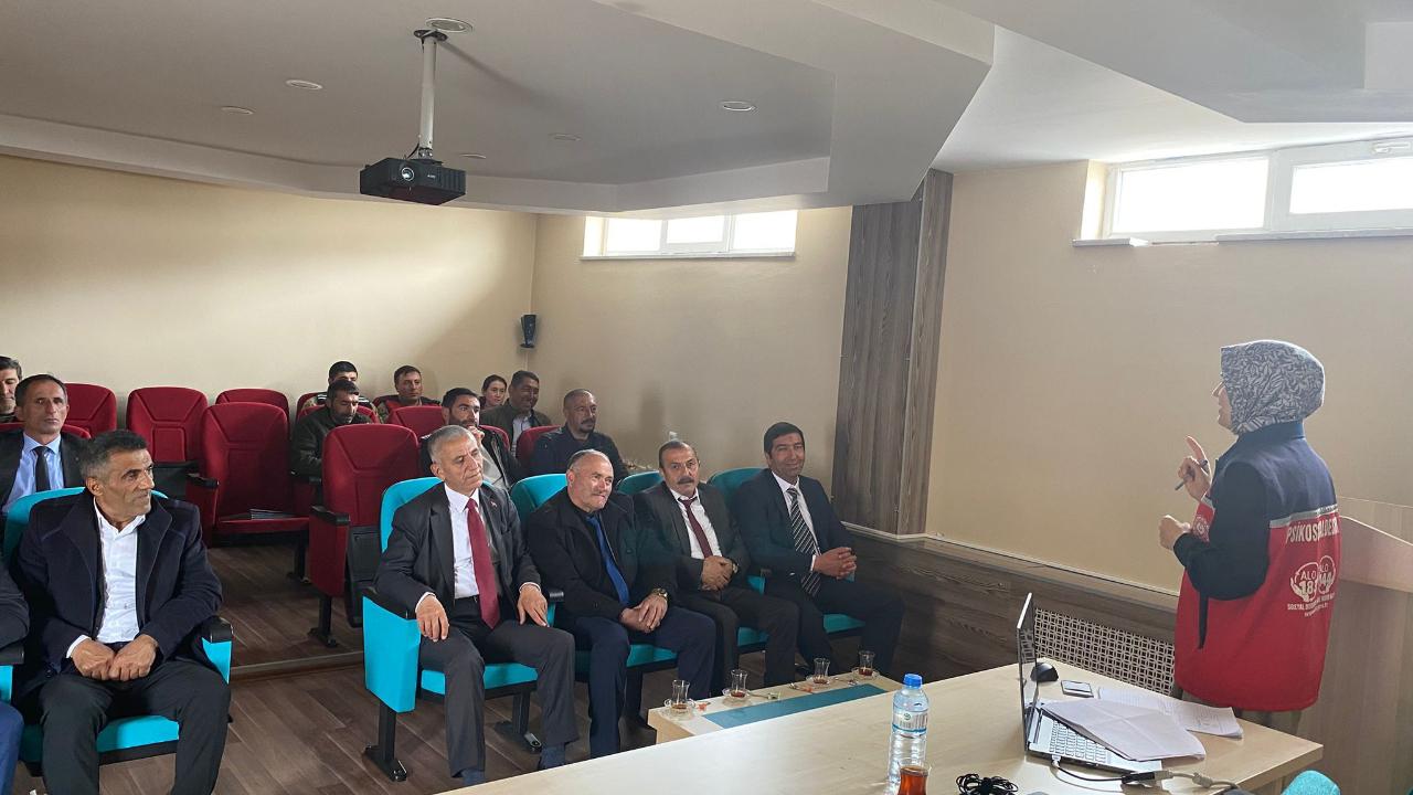 Aile ve Sosyal Hizmetler’den farkındalık eğitimi