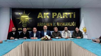 AK Parti Ardahan’da haftalık toplantı gerçekleştirildi