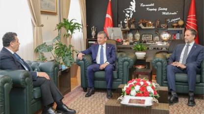 CHP Ardahan heyeti Özgür Özel ile Görüştü