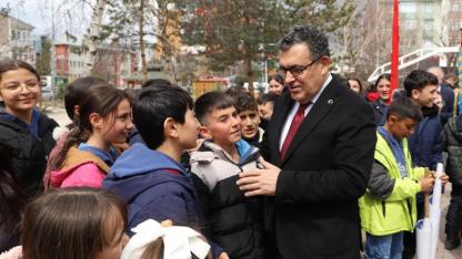 Çocukların Bayram Sevinci Ardahan’ı ısıttı