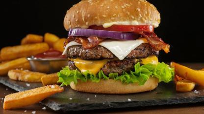 Dev hamburger zincirine kayyum atandı! Şubeler tek tek kapanıyor