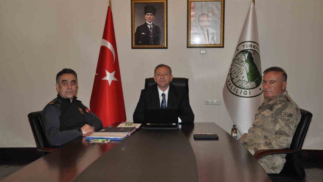 Kars’ta güvenlik zirvesi: 150 operasyon, 90 hesaba erişim engeli