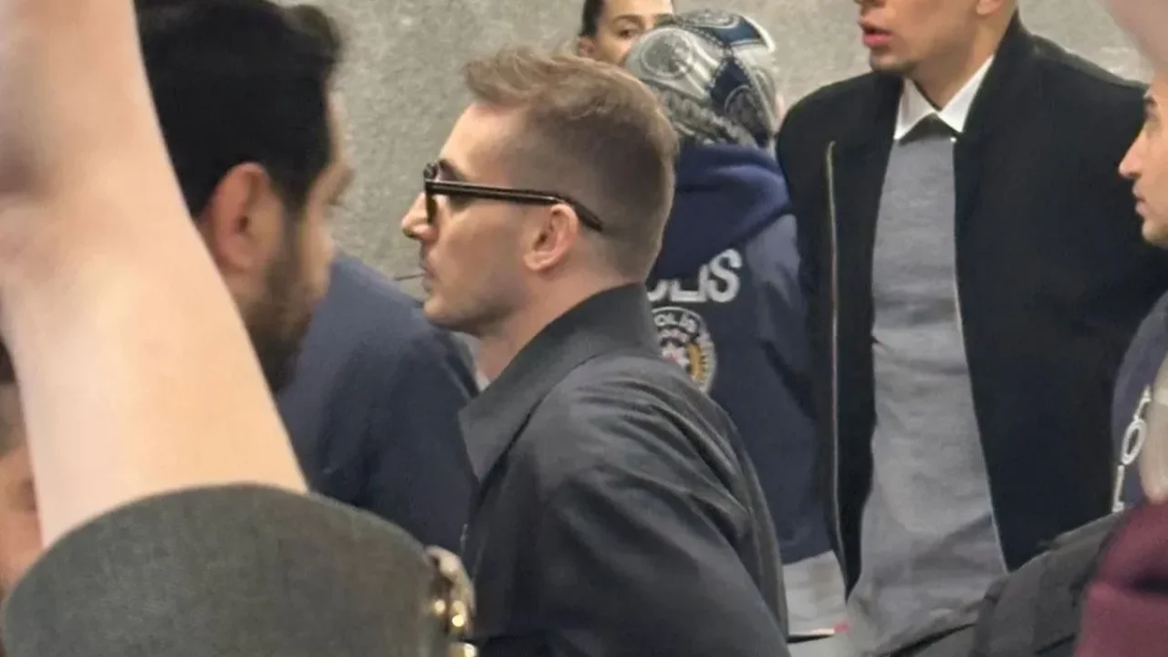 Kerem'den Mert Hakan'a büyük sürpriz