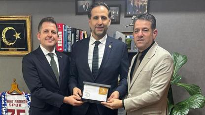 Milletvekili İncesu, Eczacılarla bir araya geldi