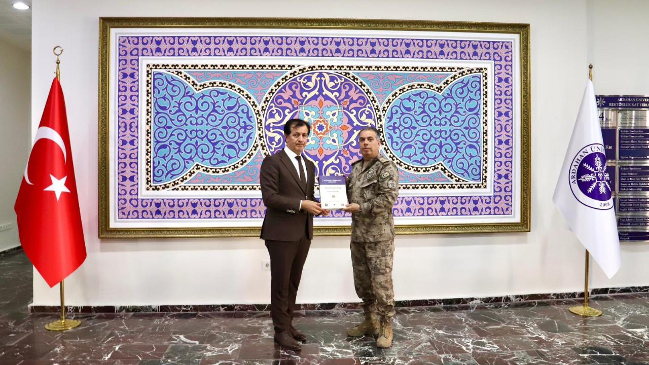 Rektör Emiroğlu, Emniyet Müdürü Tüzün’ü ağırladı