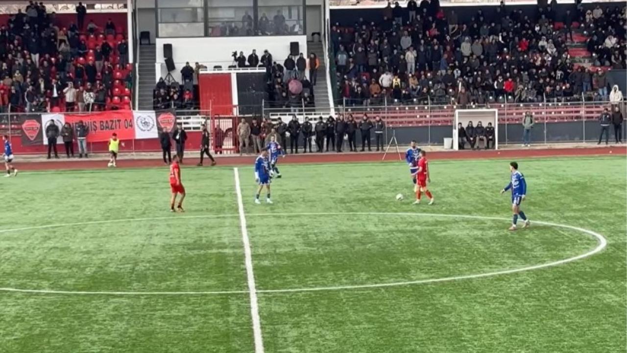 Serhat Ardahanspor Ağrı’dan 1 puanla döndü