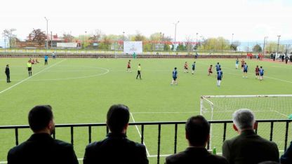 Ahlat’ta liseler arası bölge maçları başladı