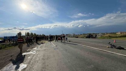 Iğdır’da otomobilin çarptığı motosiklet sürücüsü hayatını kaybetti