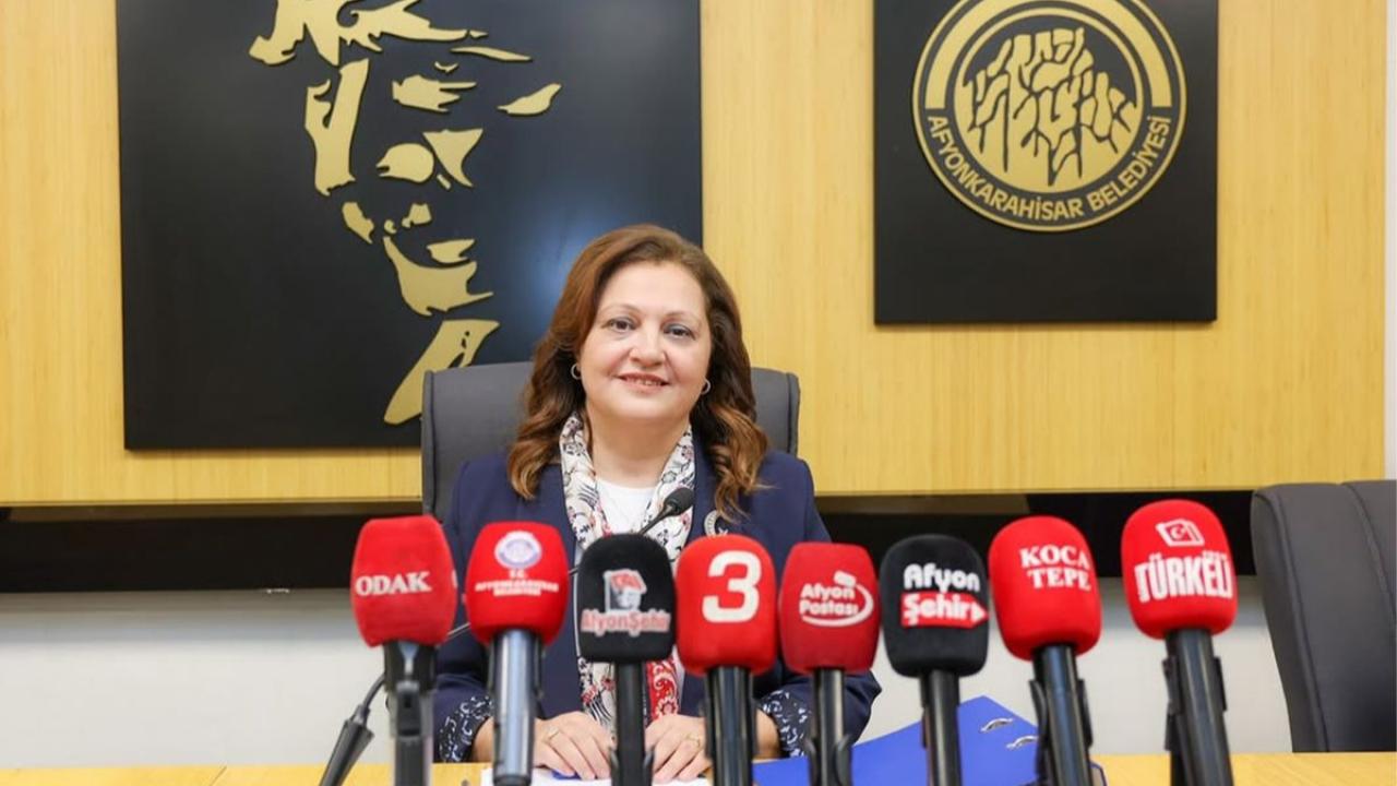AK Parti'ye geçme kararı alan Burcu Köksal sessizliğini bozdu: CHP'den çok yoruldum