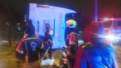 Balıkesir'de yolcu otobüsü devrildi! 3 kişi öldü, 31 kişi yaralandı