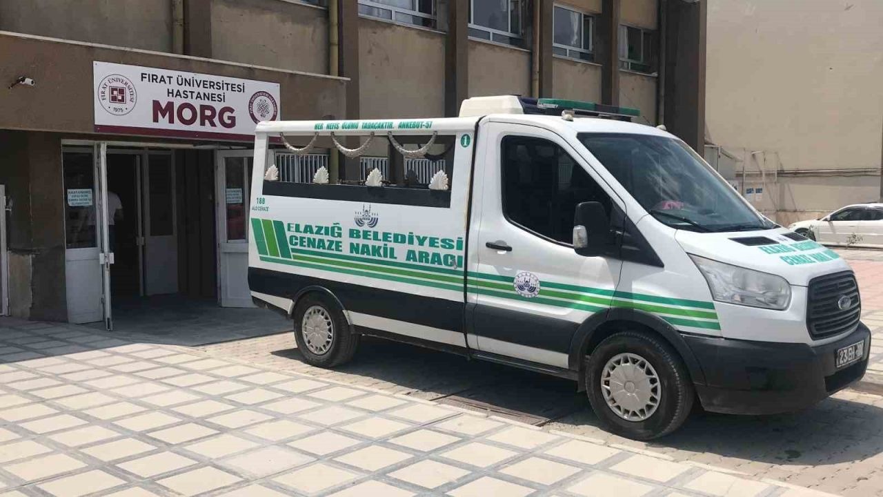 Elazığ’da bıçaklanan şahıs hayatını kaybetti