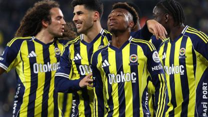 Fenerbahçe'ye bir kötü haber daha! Yıldız isim ameliyat olacak