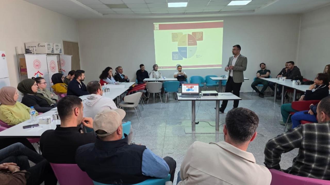 Göle’de koruyucu aile eğitimi