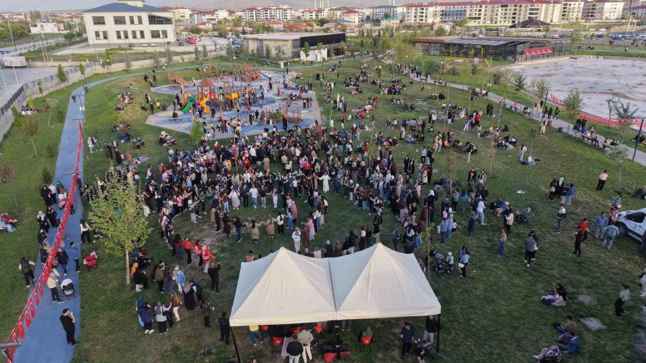 Iğdır’da Hıdırellez şenliği renkli görüntülere sahne oldu