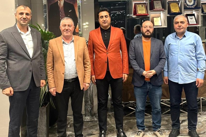 Ağrılı iş insanı Halis Kahriman Serhat Ardahanspor’a destek sözü verdi
