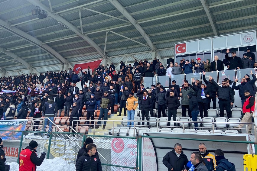 Ardahan ayağı kalktı: Abdullah Çekim Liderliğinde şampiyonluk yolu görüldü!