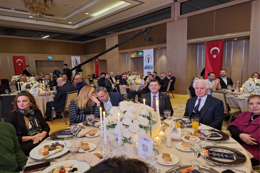 AREV’den eğitime destek gecesi
