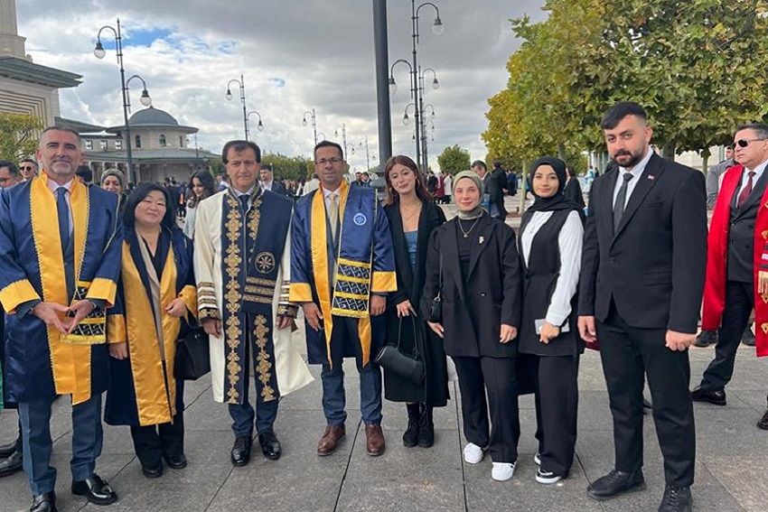 ARÜ rektörü akademik yıl açılışına katıldı